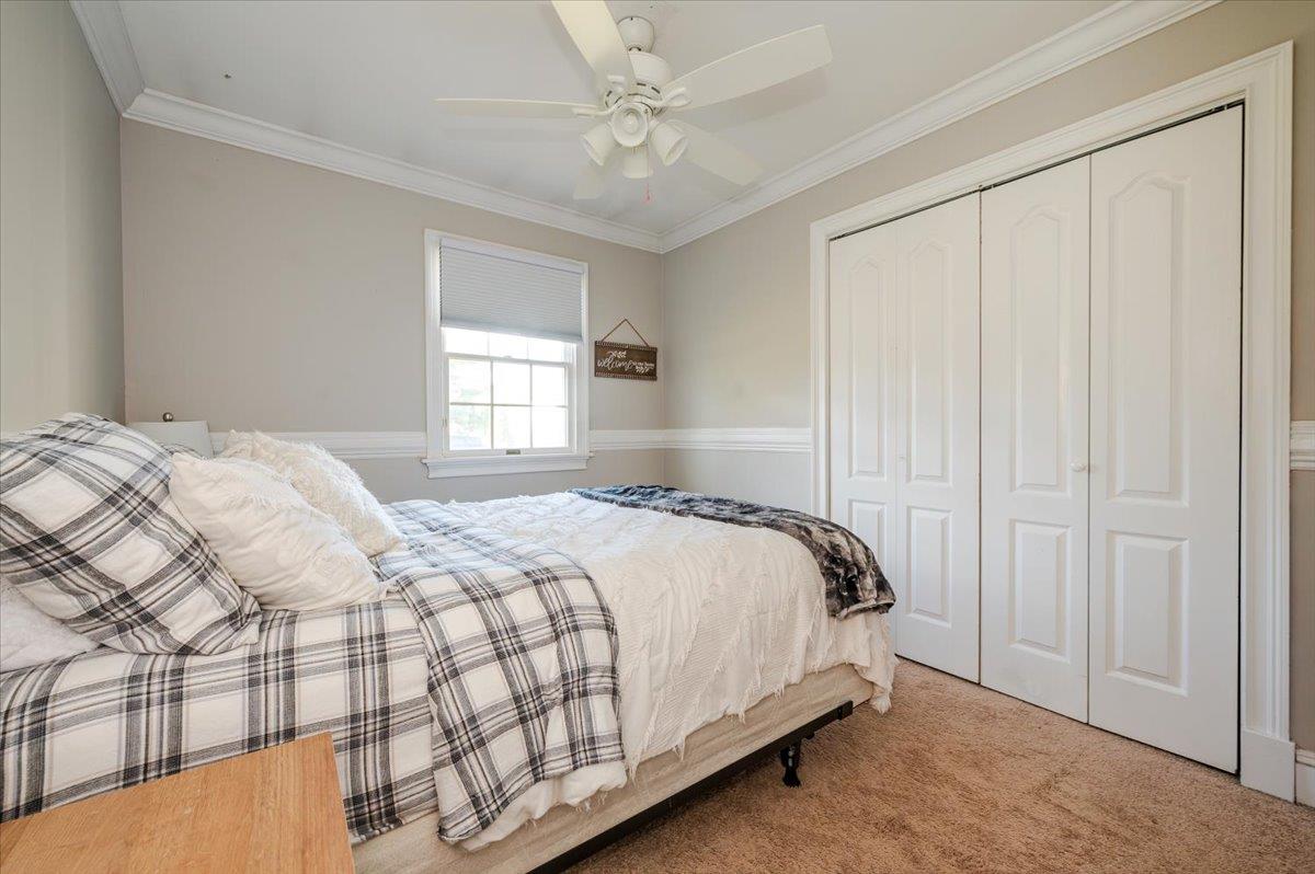 7 Marc Drive, Ridge, New York image 18