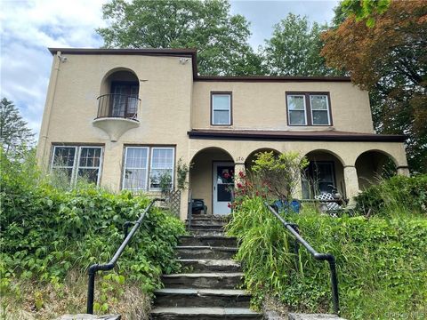 Photo of 170 Lawrence Street, Mount Vernon, NY 10552 (MLS # 931987)