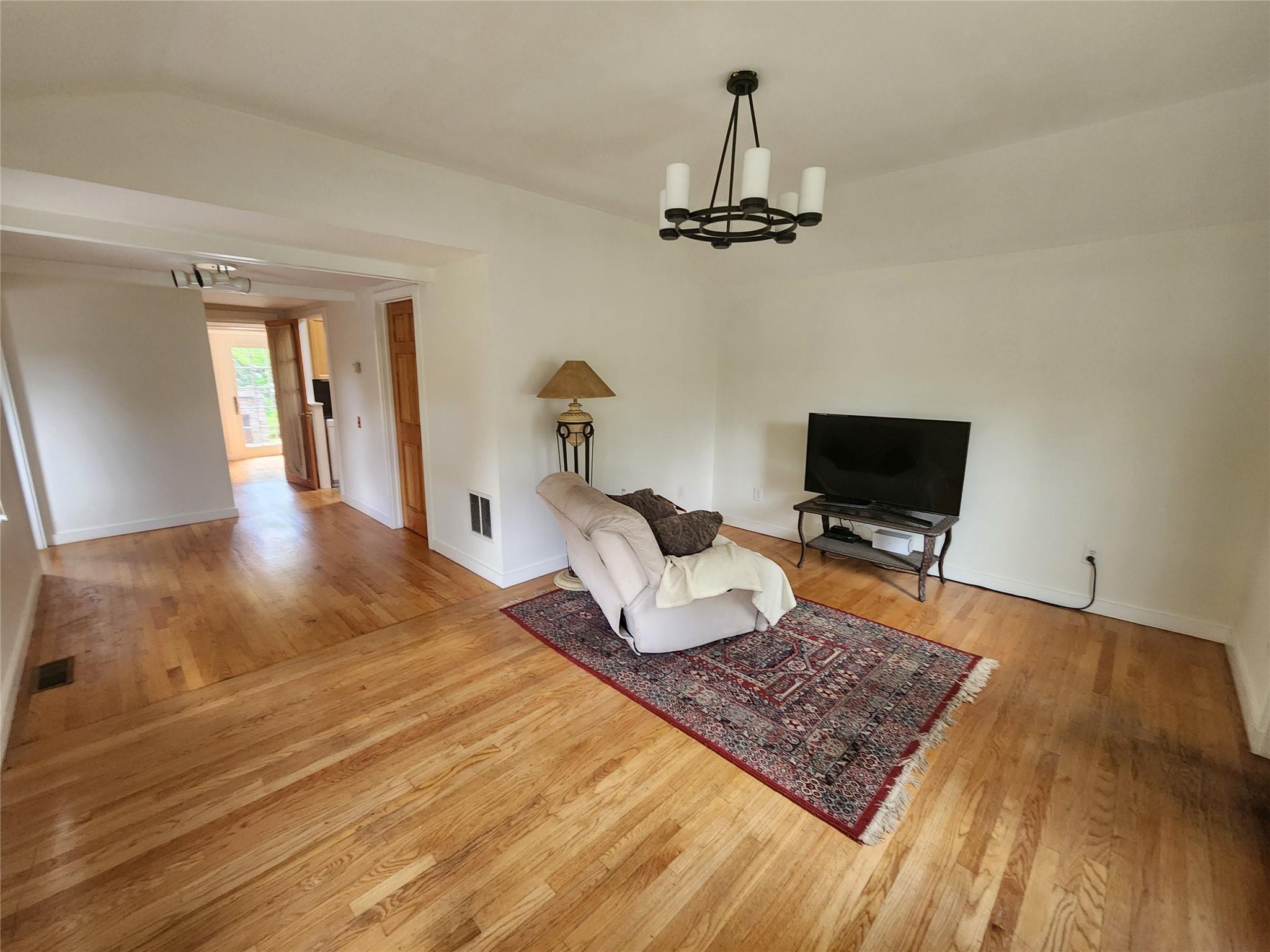 11 Hampton Drive, Carmel, New York image 14
