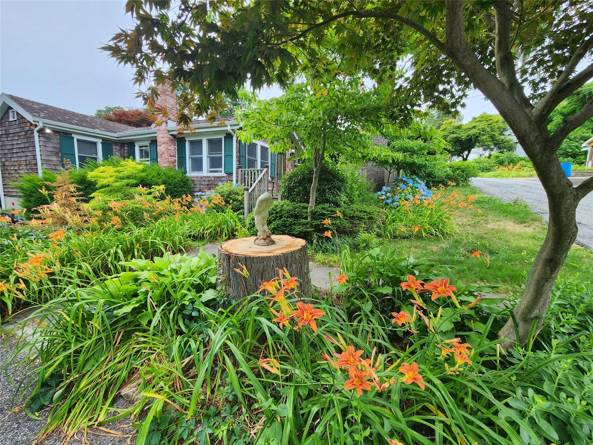 11 Hampton Drive, Carmel, New York image 1