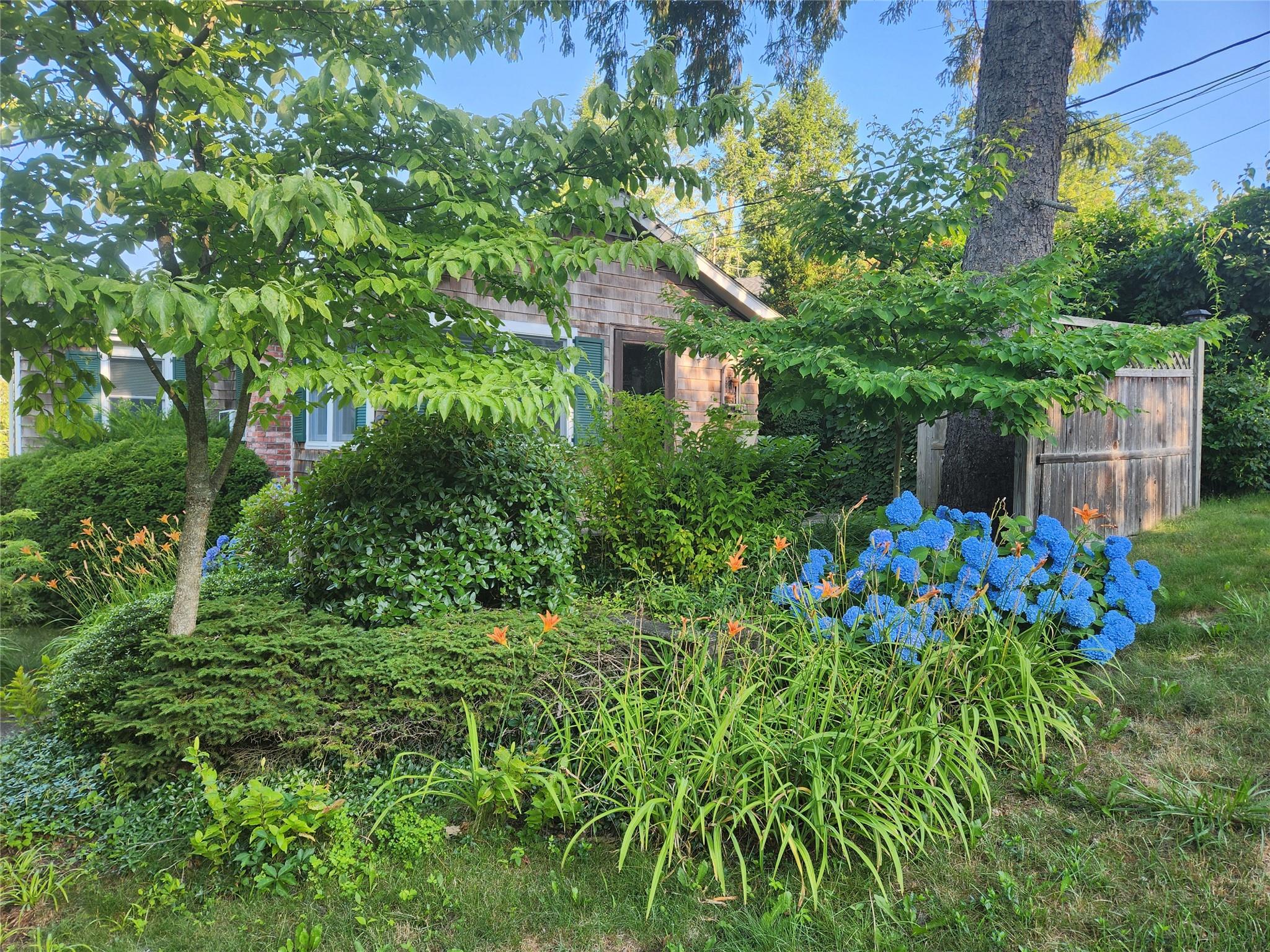 11 Hampton Drive, Carmel, New York image 2