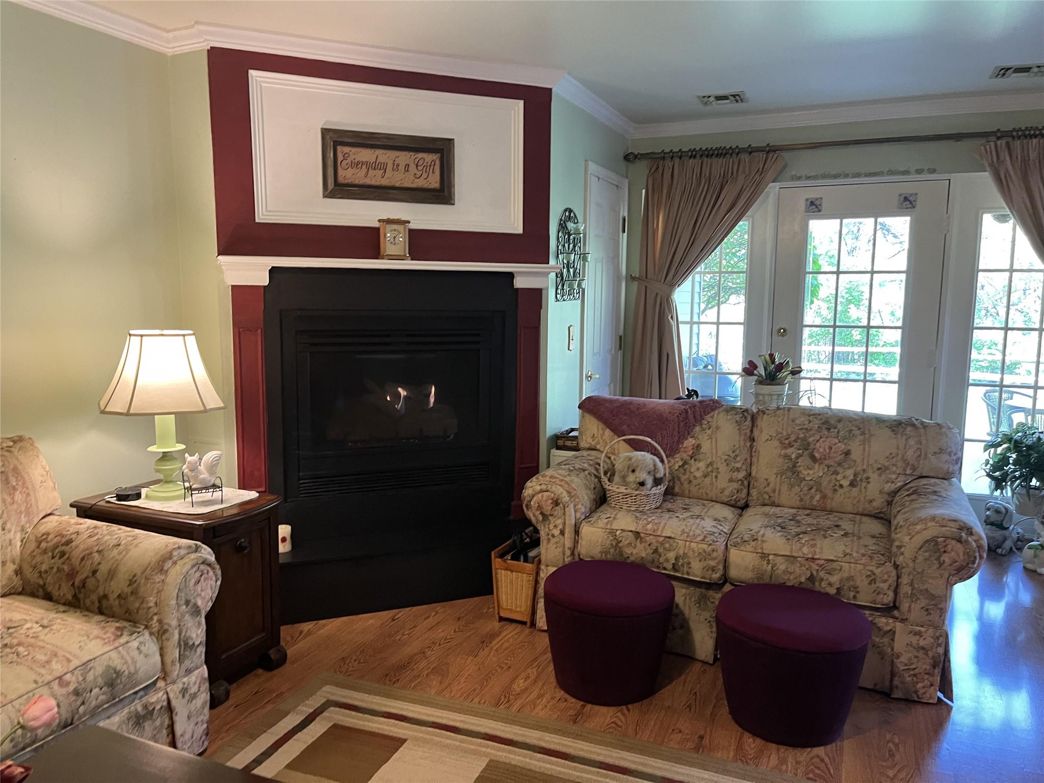 1086 Washington Green, New Windsor, New York image 4