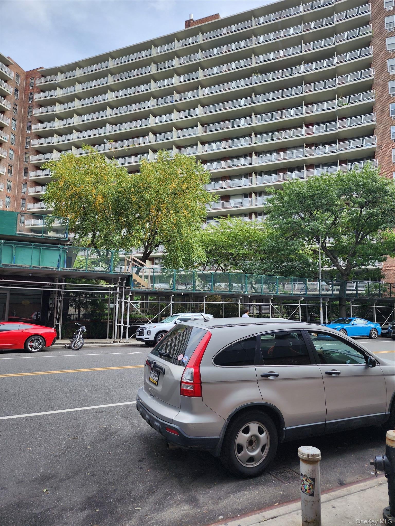 61-25 97 Street 2H
