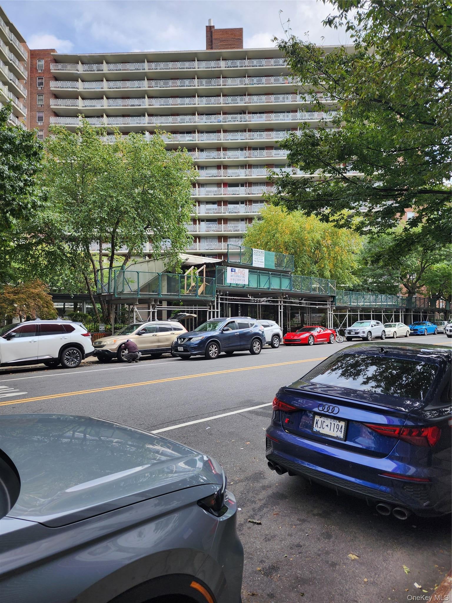 61-25 97 Street 2H