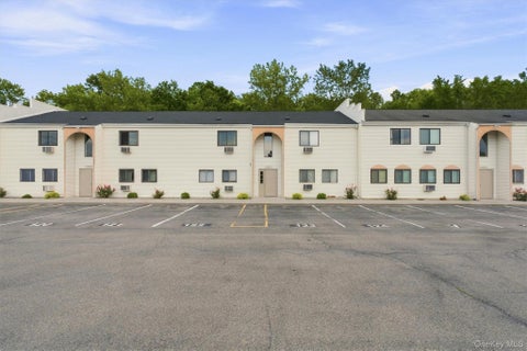 Condo For Sale - 21 Scarborough Lane #B<br/> Wappingers Falls, NY 12590