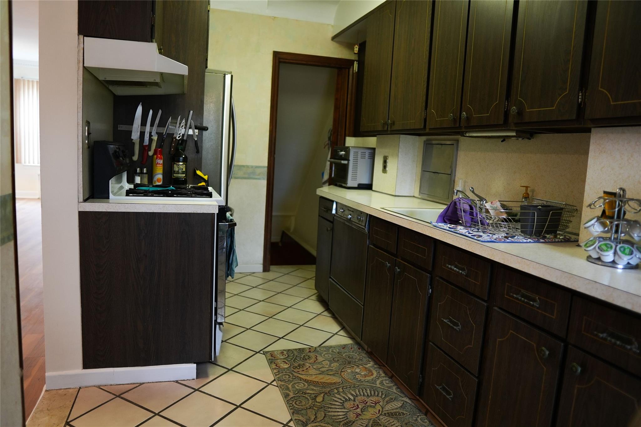 75-14 Parkway, Fresh Meadows, Florida image 18