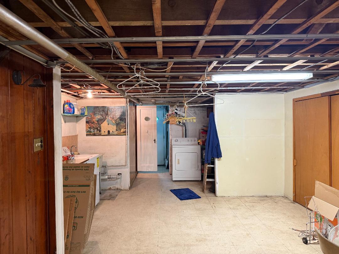 75-14 Parkway, Fresh Meadows, Florida image 7