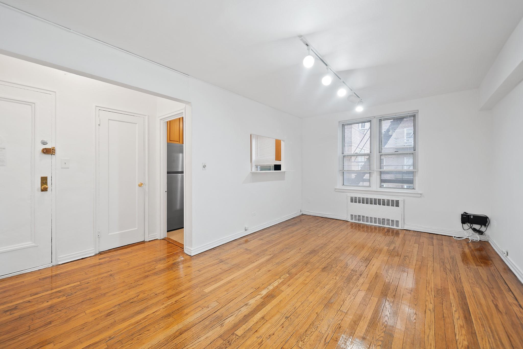 120-12 85th Ave #3A, Kew Gardens, New York image 5