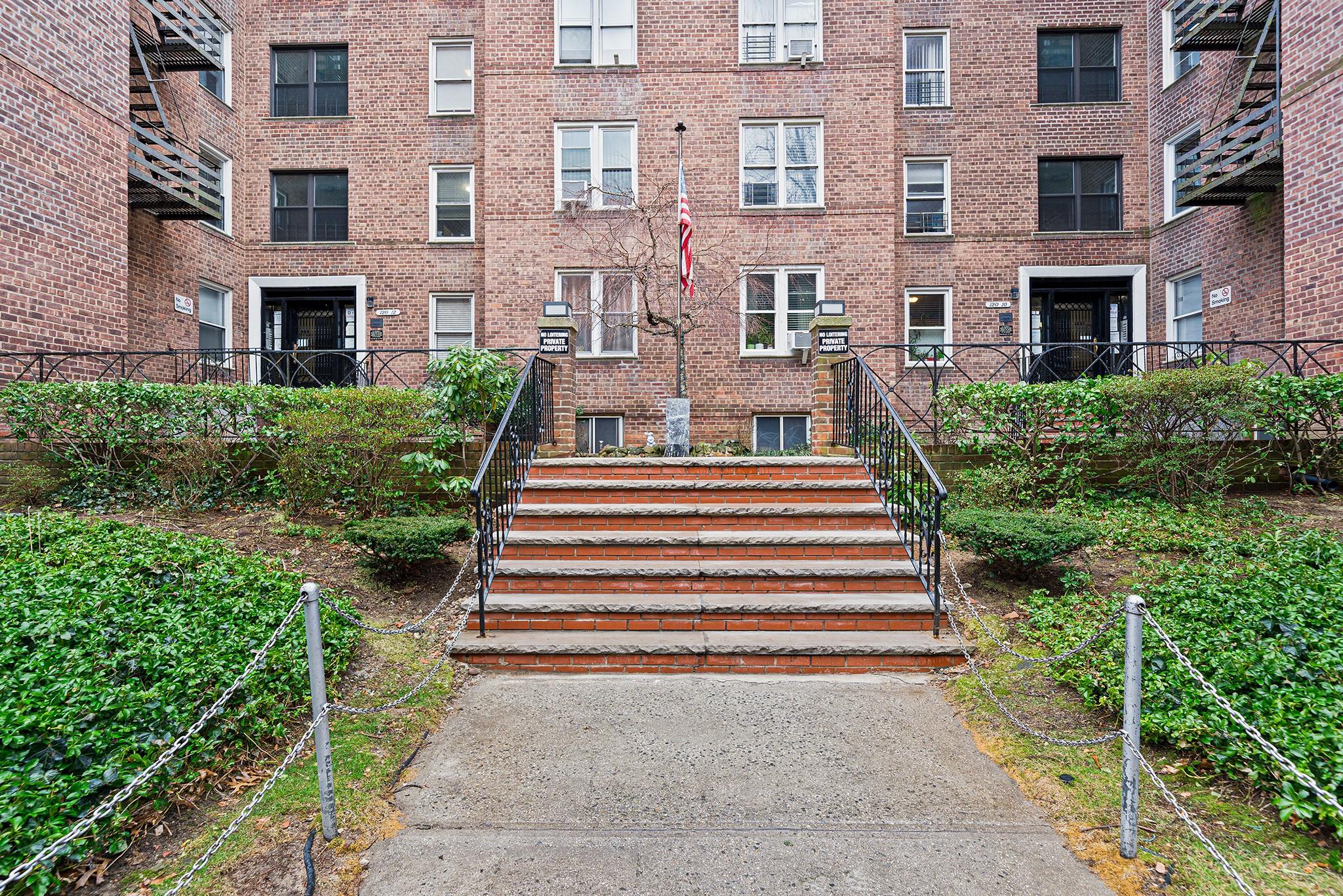 120-12 85th Ave #3A, Kew Gardens, New York image 3