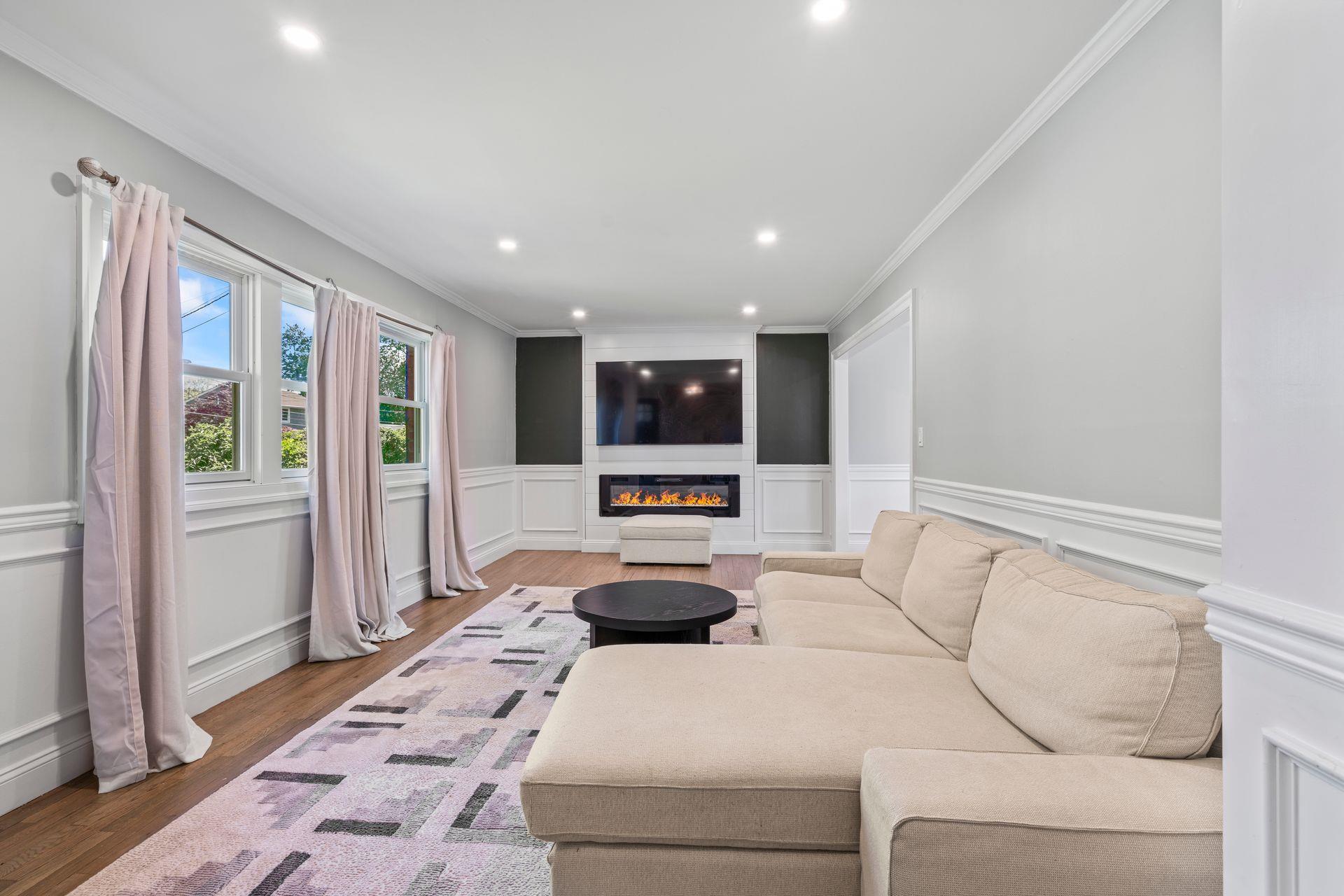 170 Lenox Street, Port Jefferson Station, New York image 3