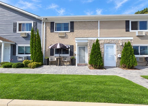 Photo of 40 W 4th Street #49, Patchogue, NY 11772 (MLS # 1062415)