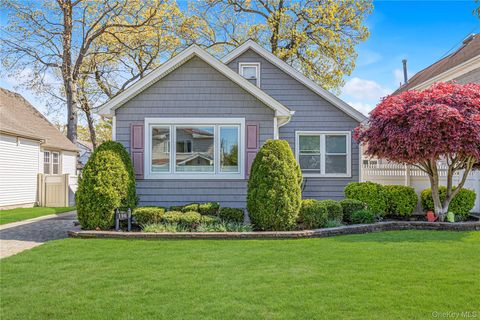 Homes For Sale - 196 Central Avenue<br/> Lynbrook, NY 11563