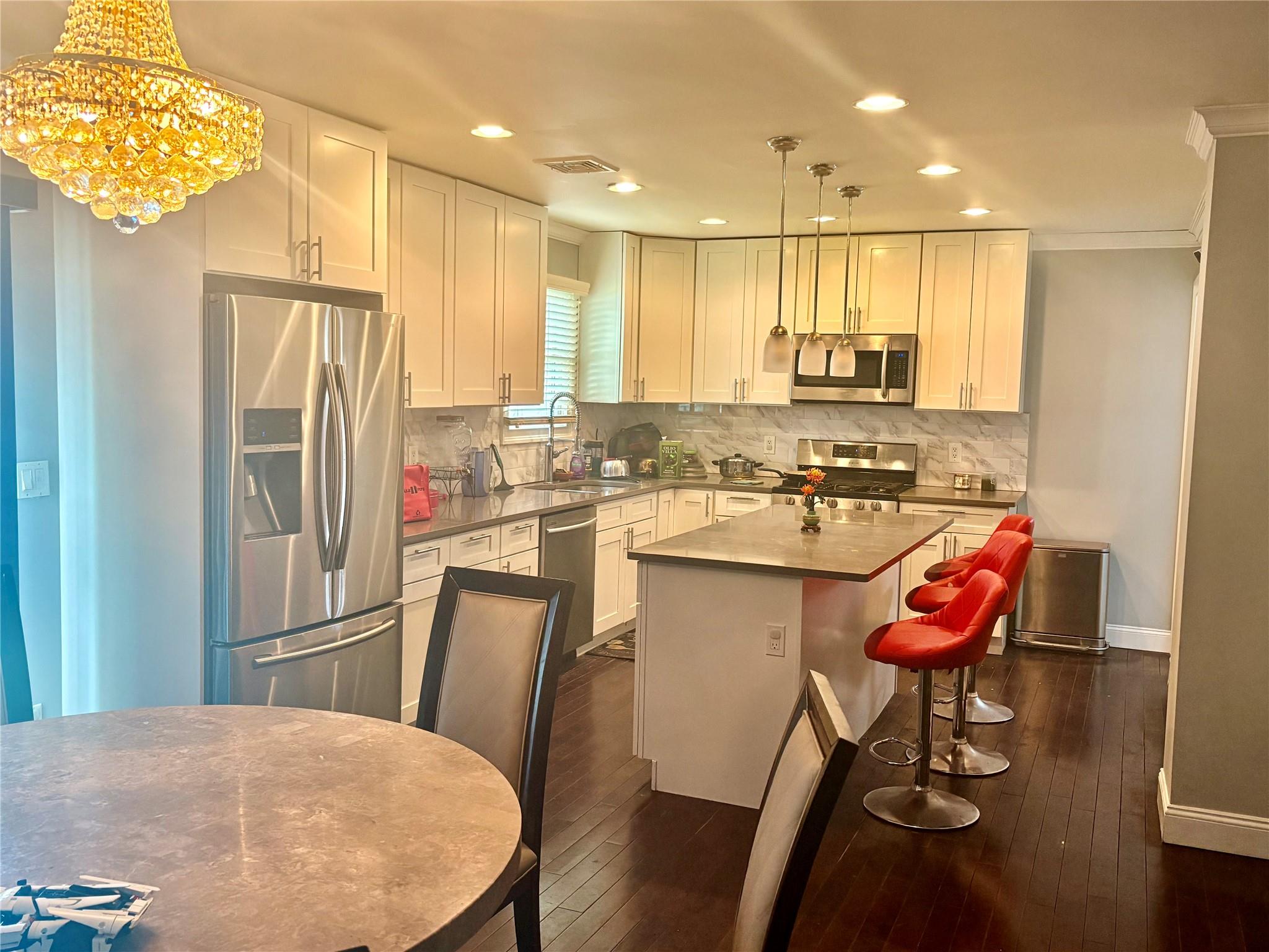 722 Palmetto Drive, Franklin Square, New York image 5