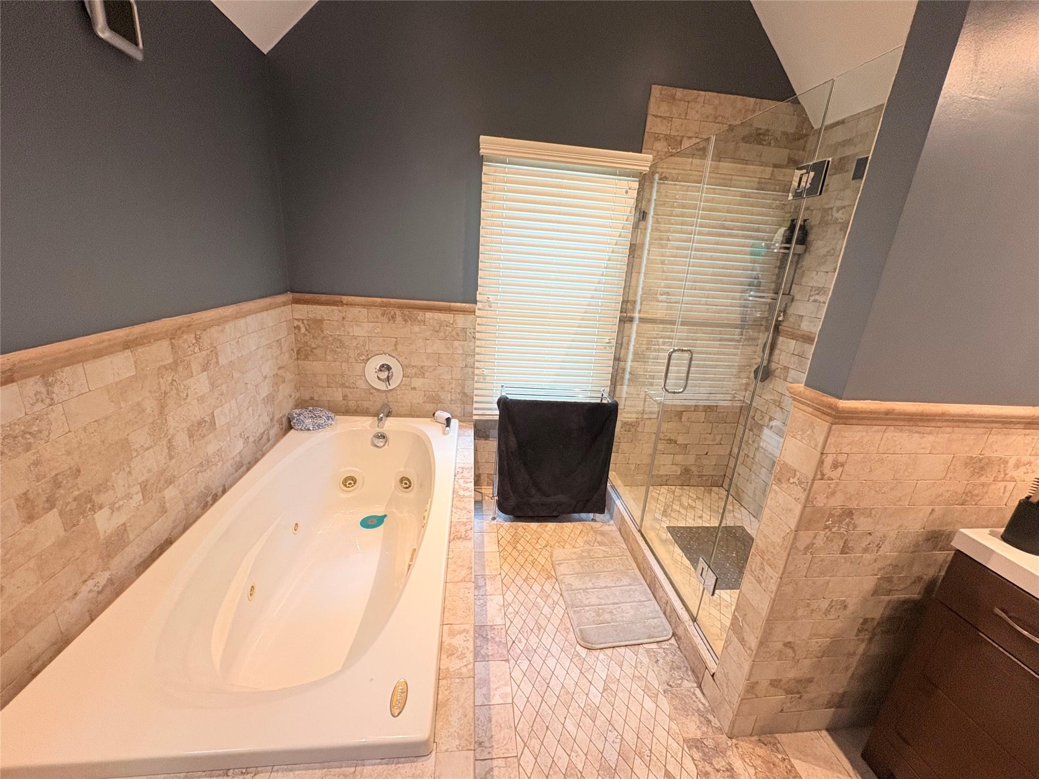 722 Palmetto Drive, Franklin Square, New York image 13