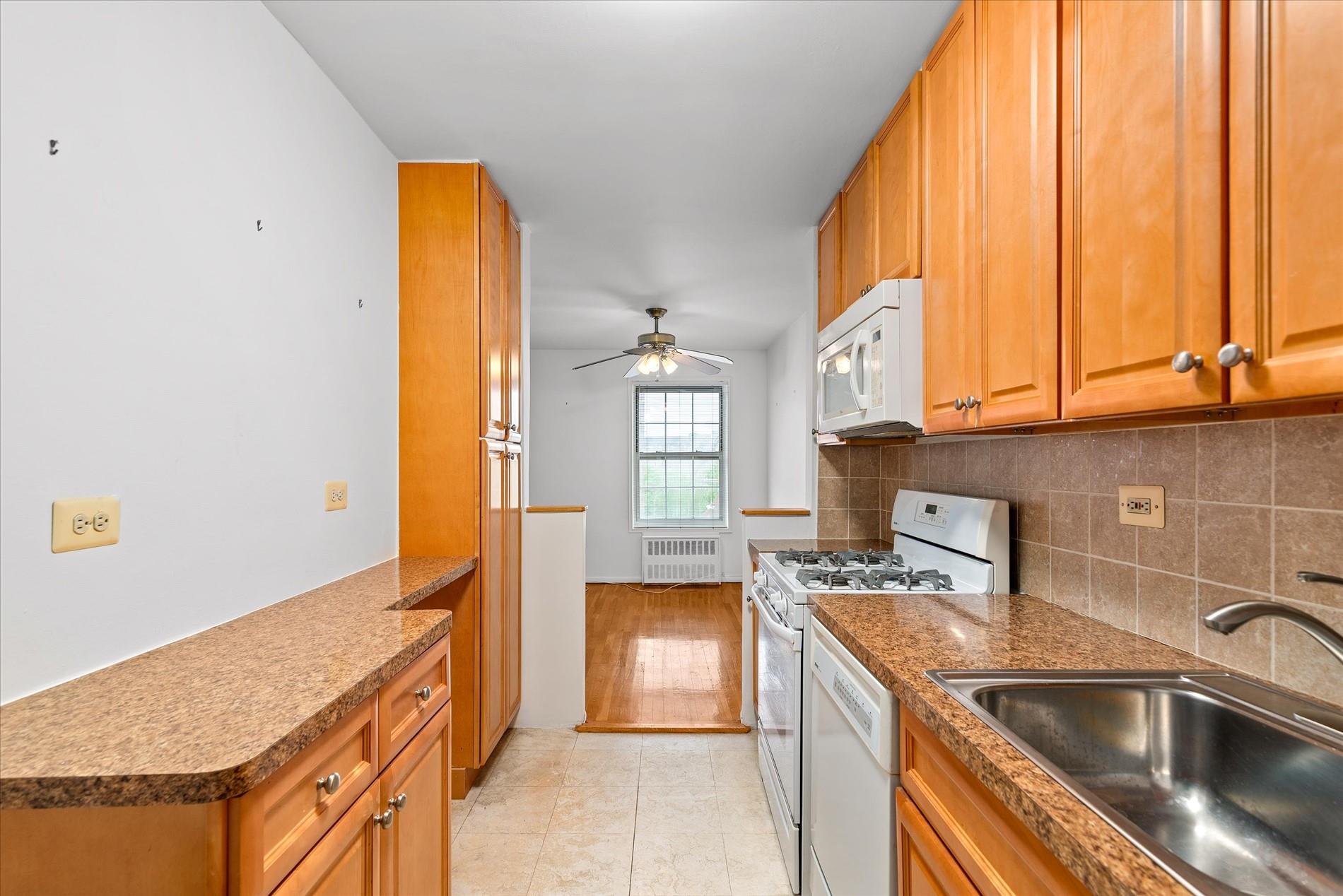 151-35 84th Street #5H, Howard Beach, New York image 10