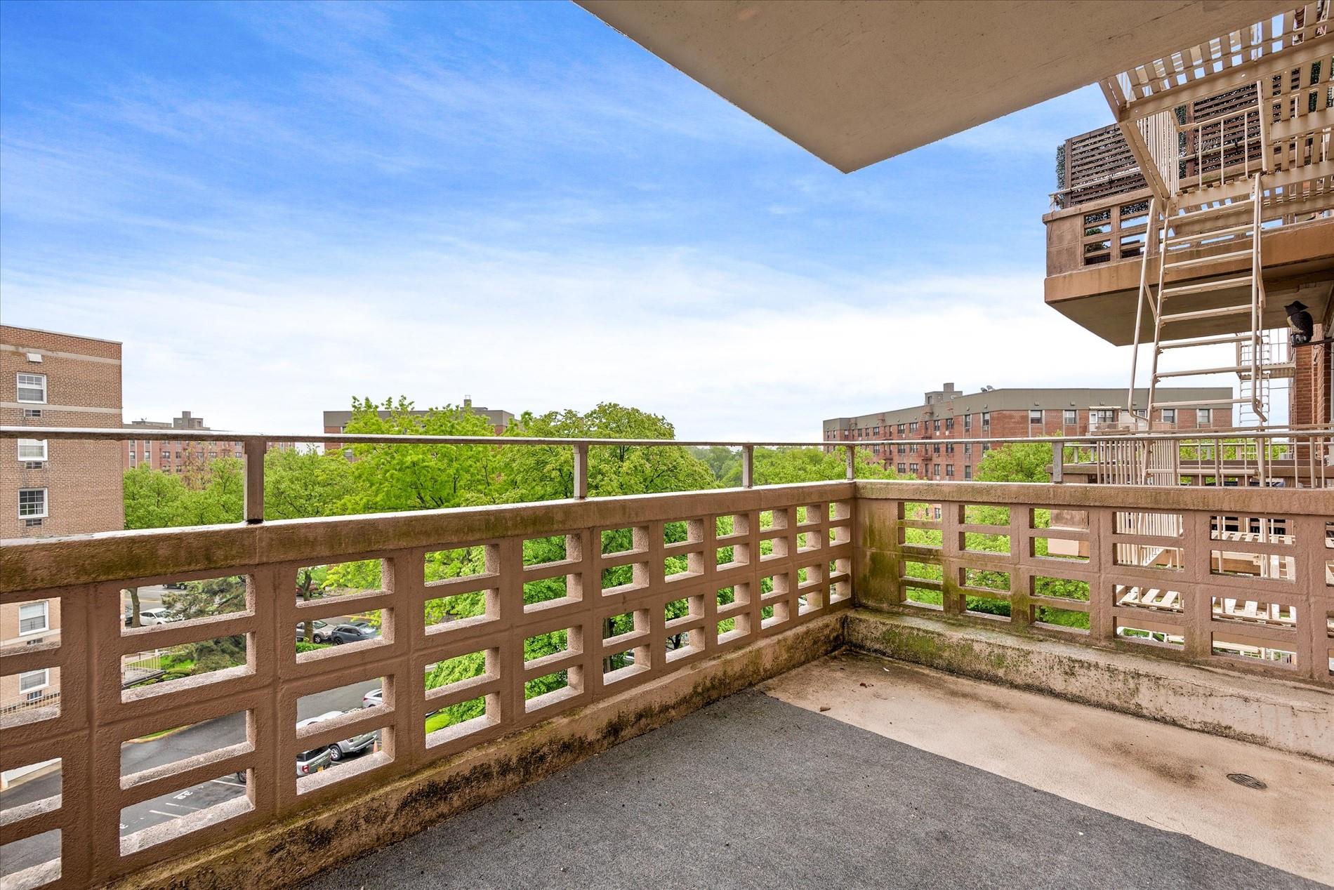 151-35 84th Street #5H, Howard Beach, New York image 6