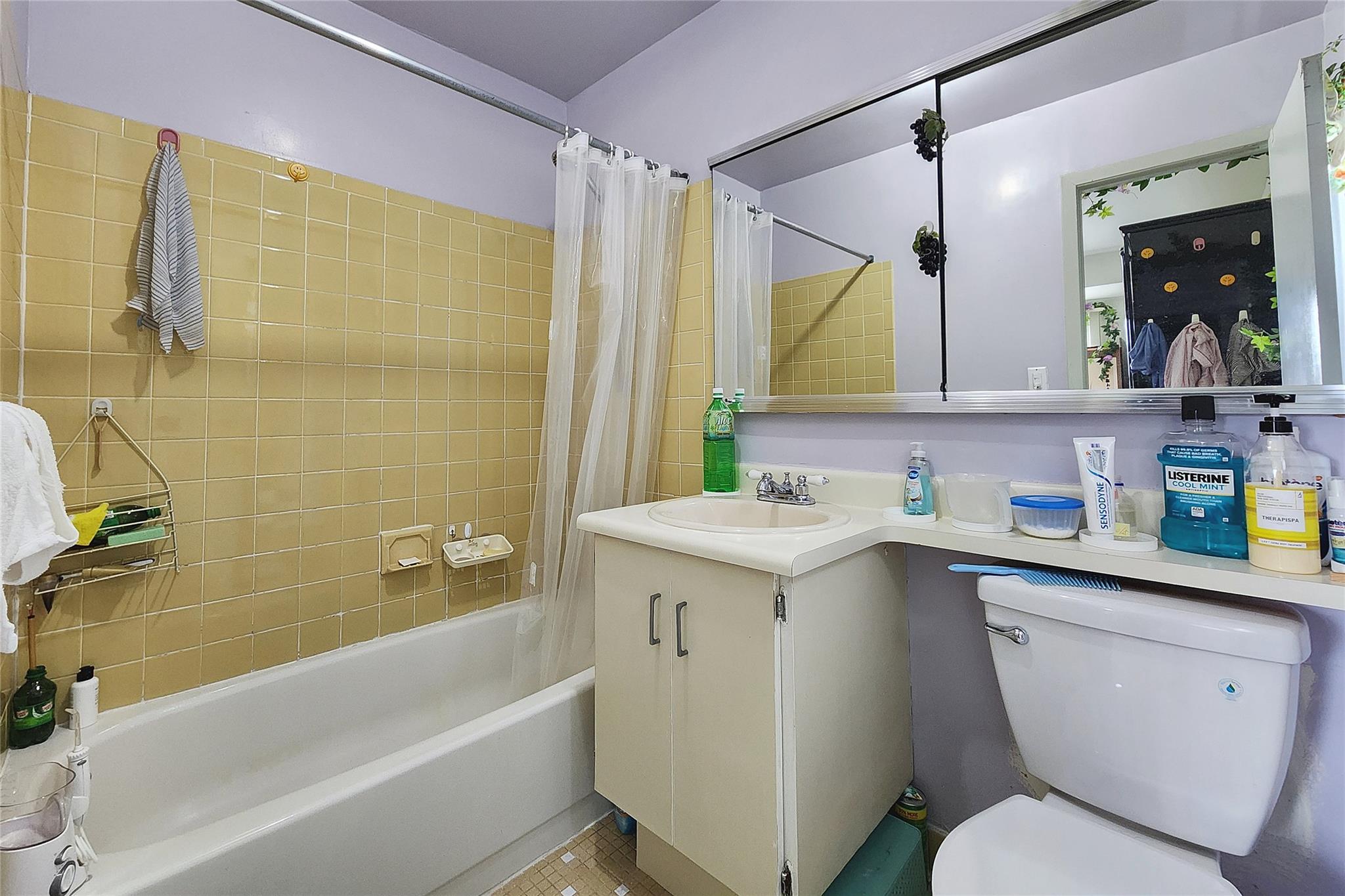 120-16 Cove Court #87A, College Point, New York image 22