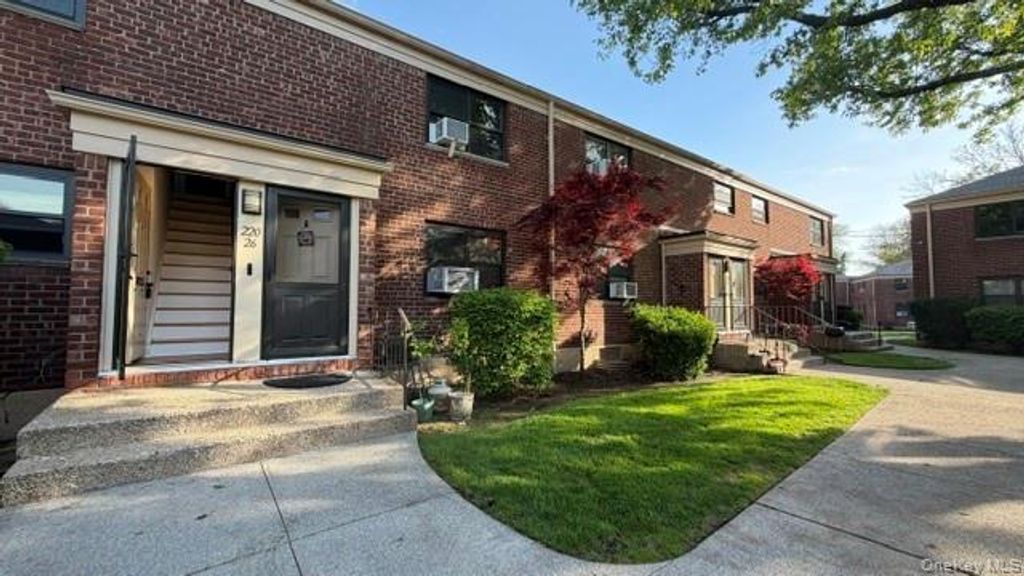 Photo of 220-26 73rd Avenue #A2, Bayside, NY 11364 (MLS # 995767)