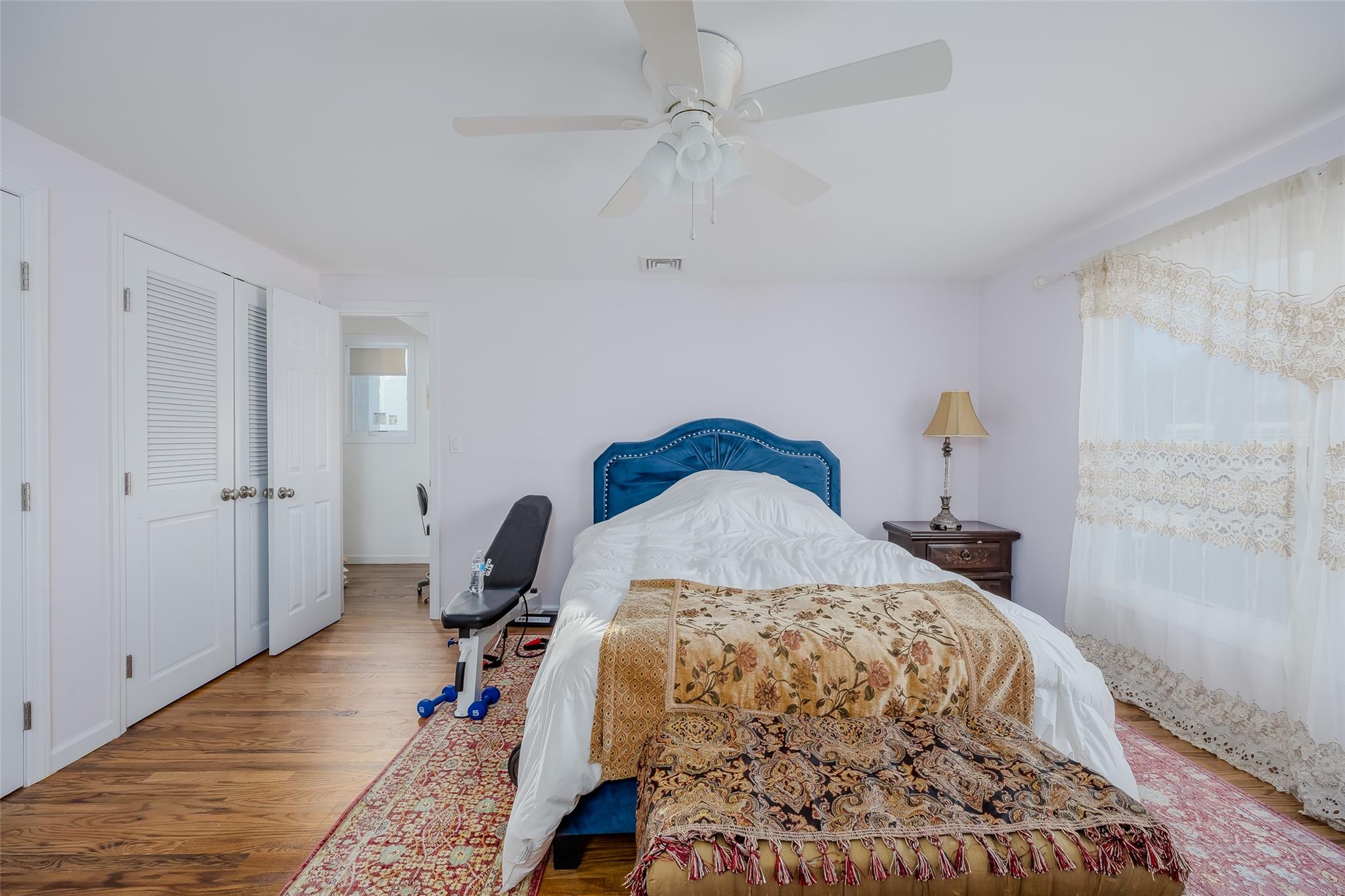 34 Parkdale Drive, North Babylon, New York image 16