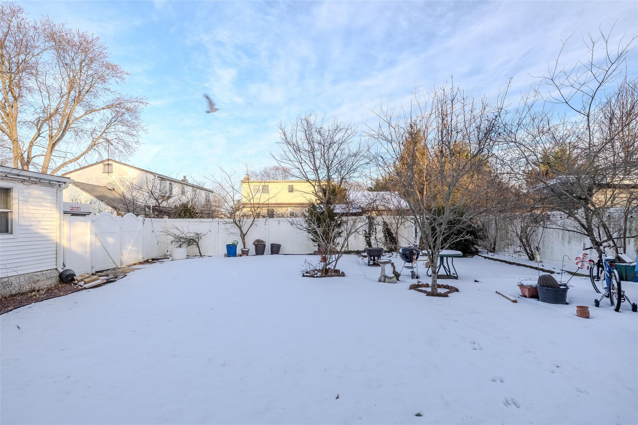 34 Parkdale Drive, North Babylon, New York image 25