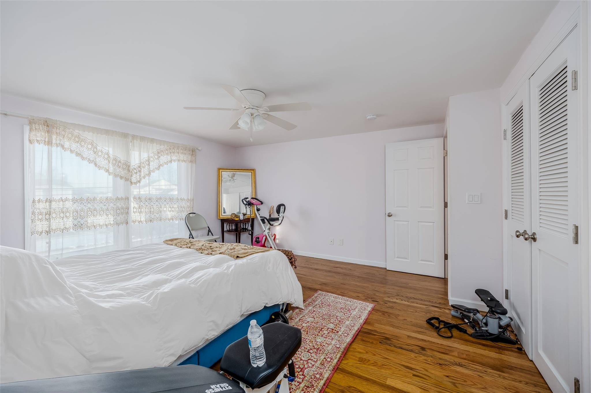 34 Parkdale Drive, North Babylon, New York image 17