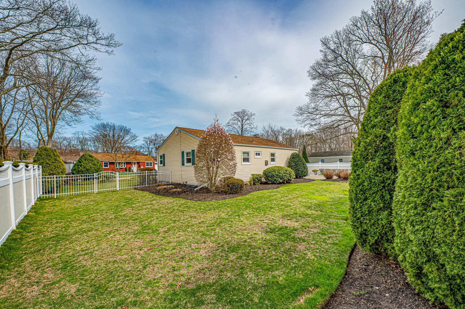 88 Belle Terre Avenue, Miller Place, New York image 6