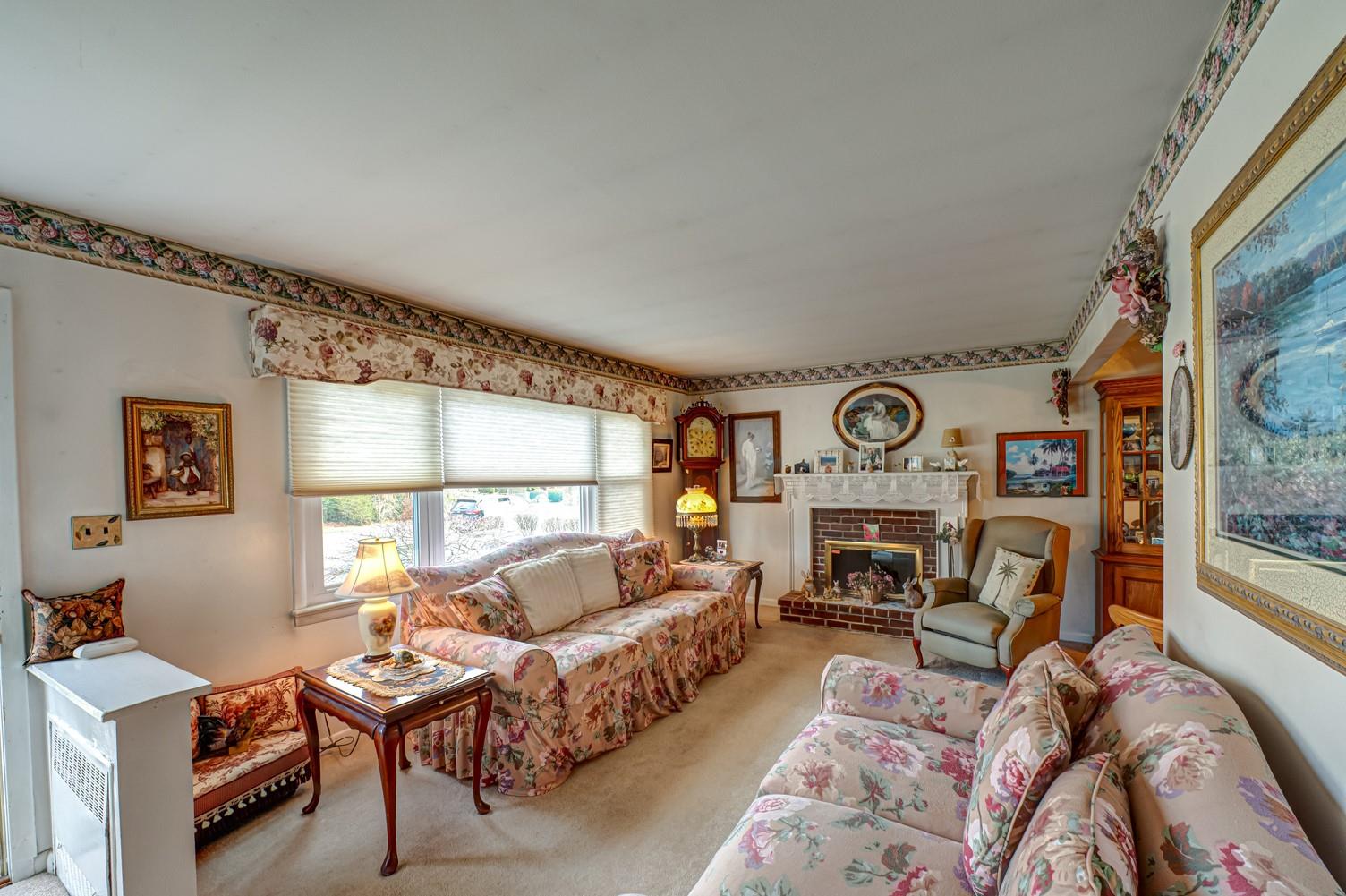 88 Belle Terre Avenue, Miller Place, New York image 8