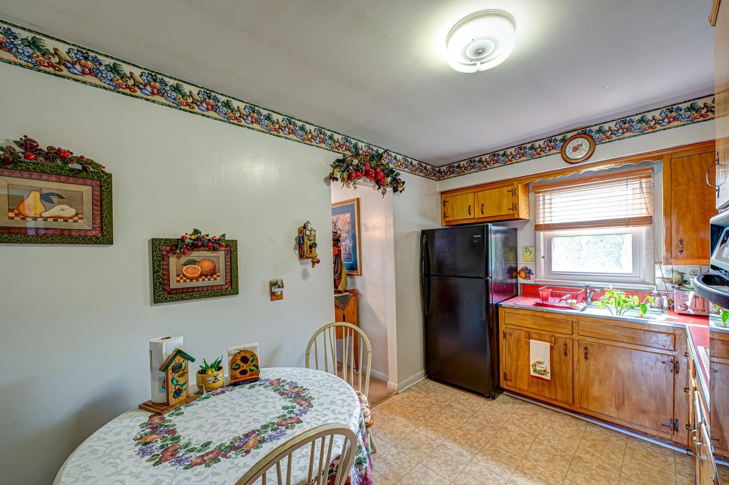88 Belle Terre Avenue, Miller Place, New York image 12