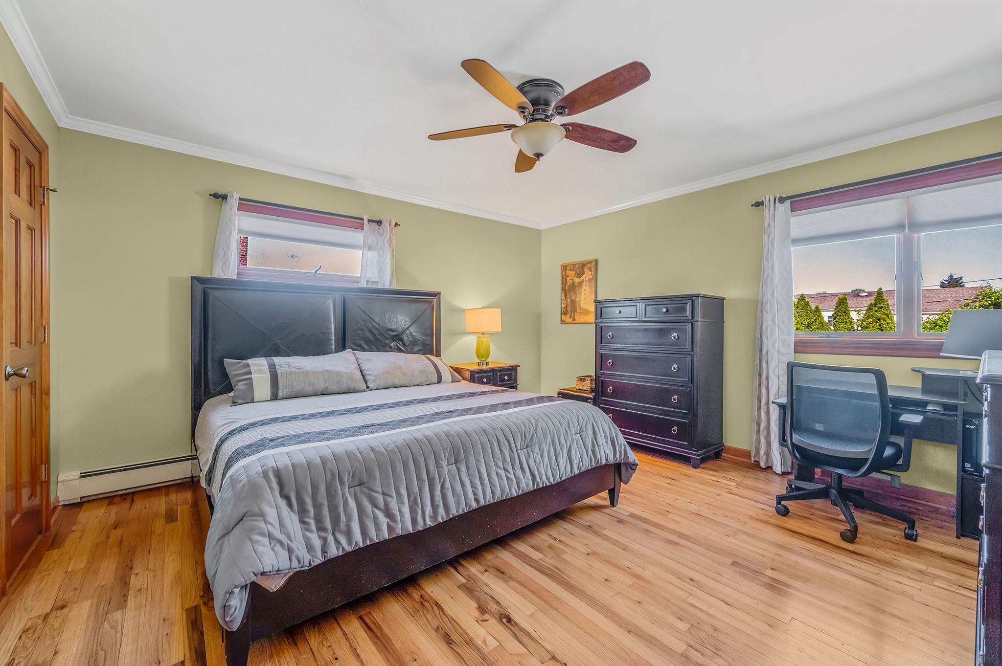 33 Amapola Lane, Kings Park, New York image 33