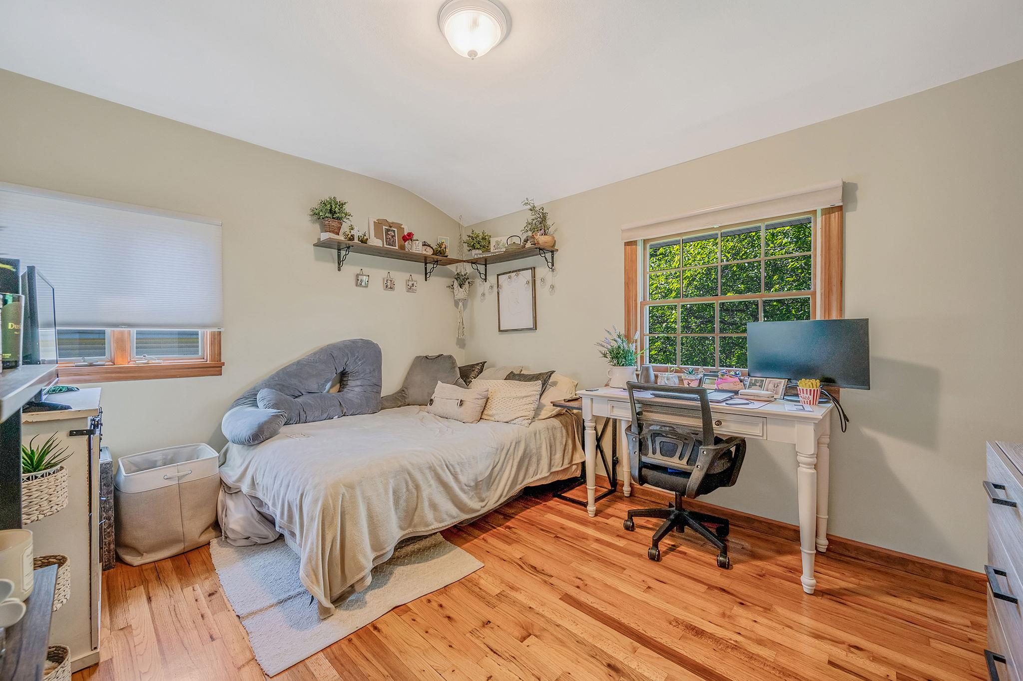 33 Amapola Lane, Kings Park, New York image 27