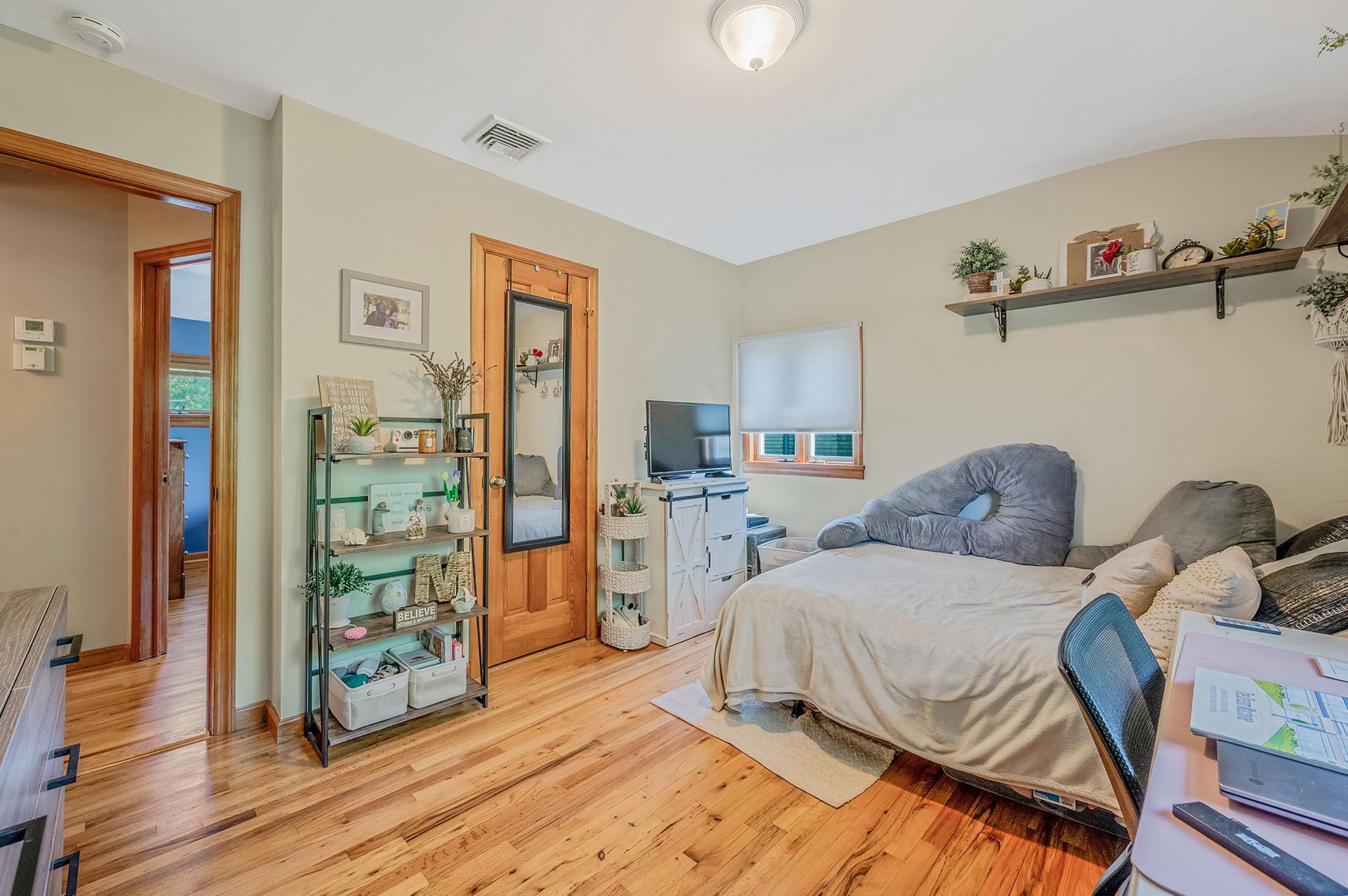 33 Amapola Lane, Kings Park, New York image 28