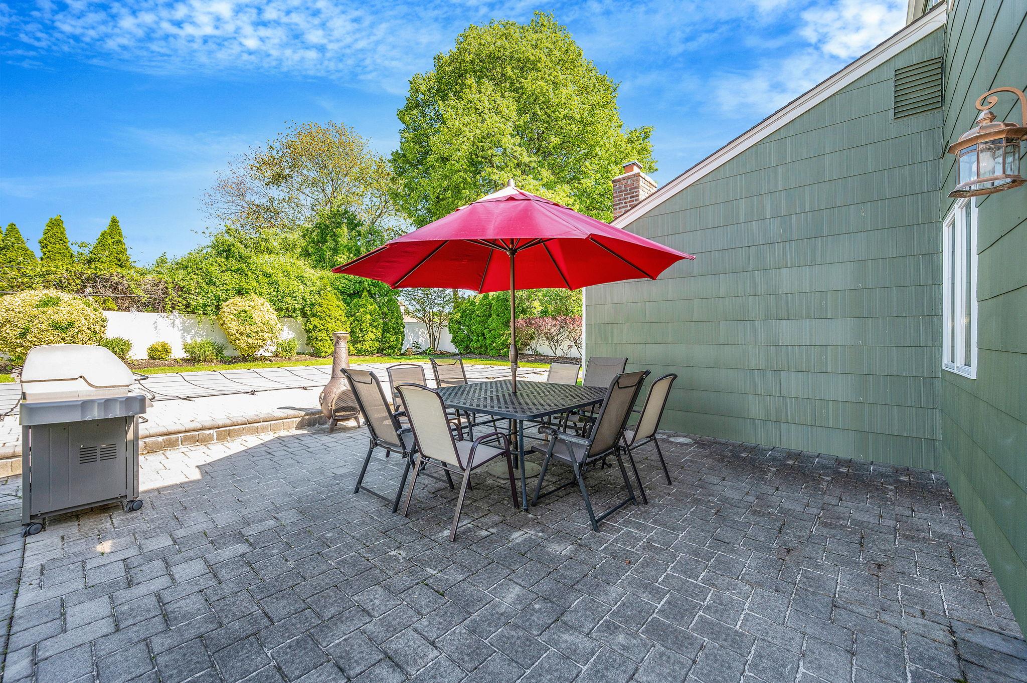 33 Amapola Lane, Kings Park, New York image 39