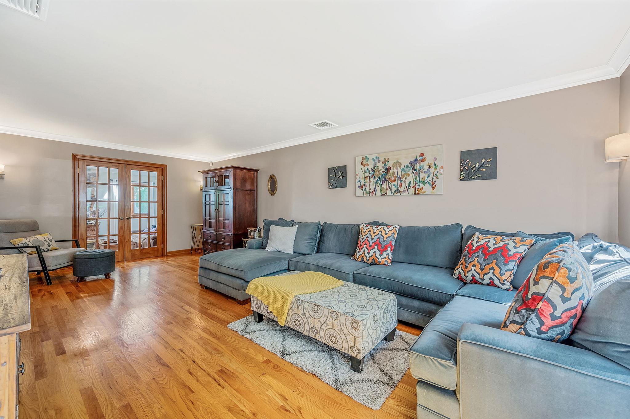 33 Amapola Lane, Kings Park, New York image 6