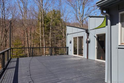 Tiny photo for 611 N Clove Road, Millbrook, NY 12545 (MLS # 977025)