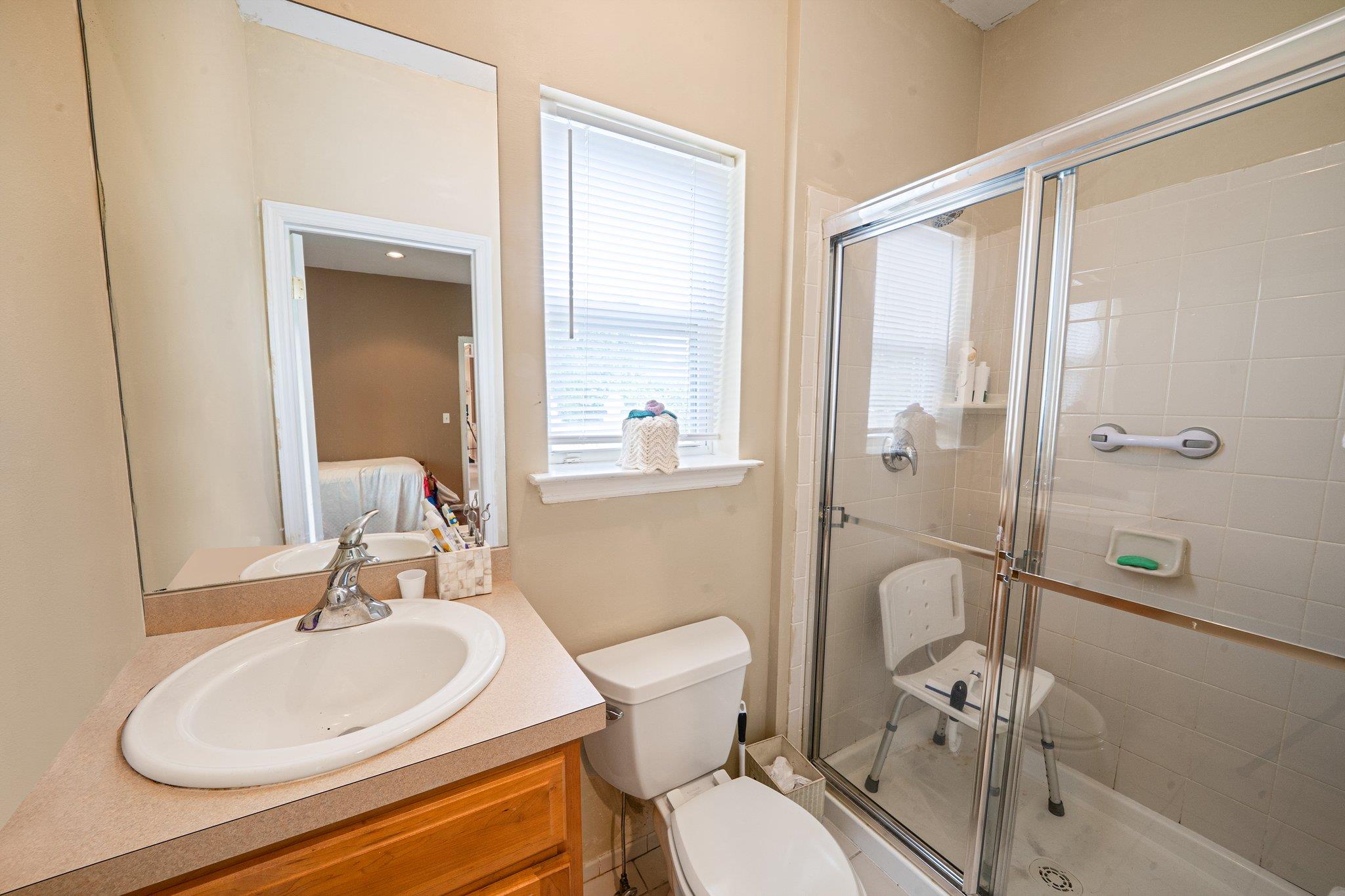 4 Monticello Drive, Shoreham, New York image 27