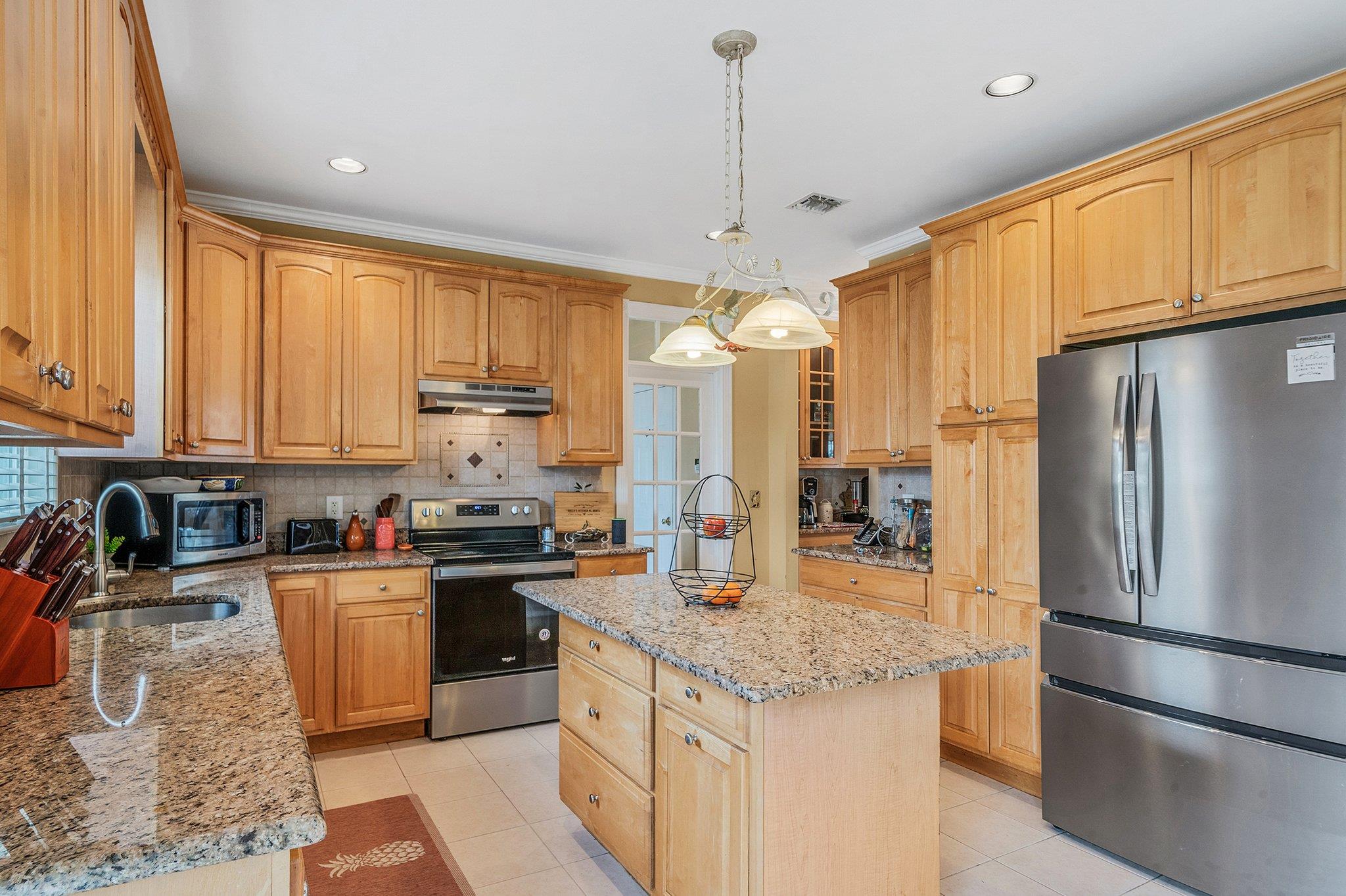 4 Monticello Drive, Shoreham, New York image 9