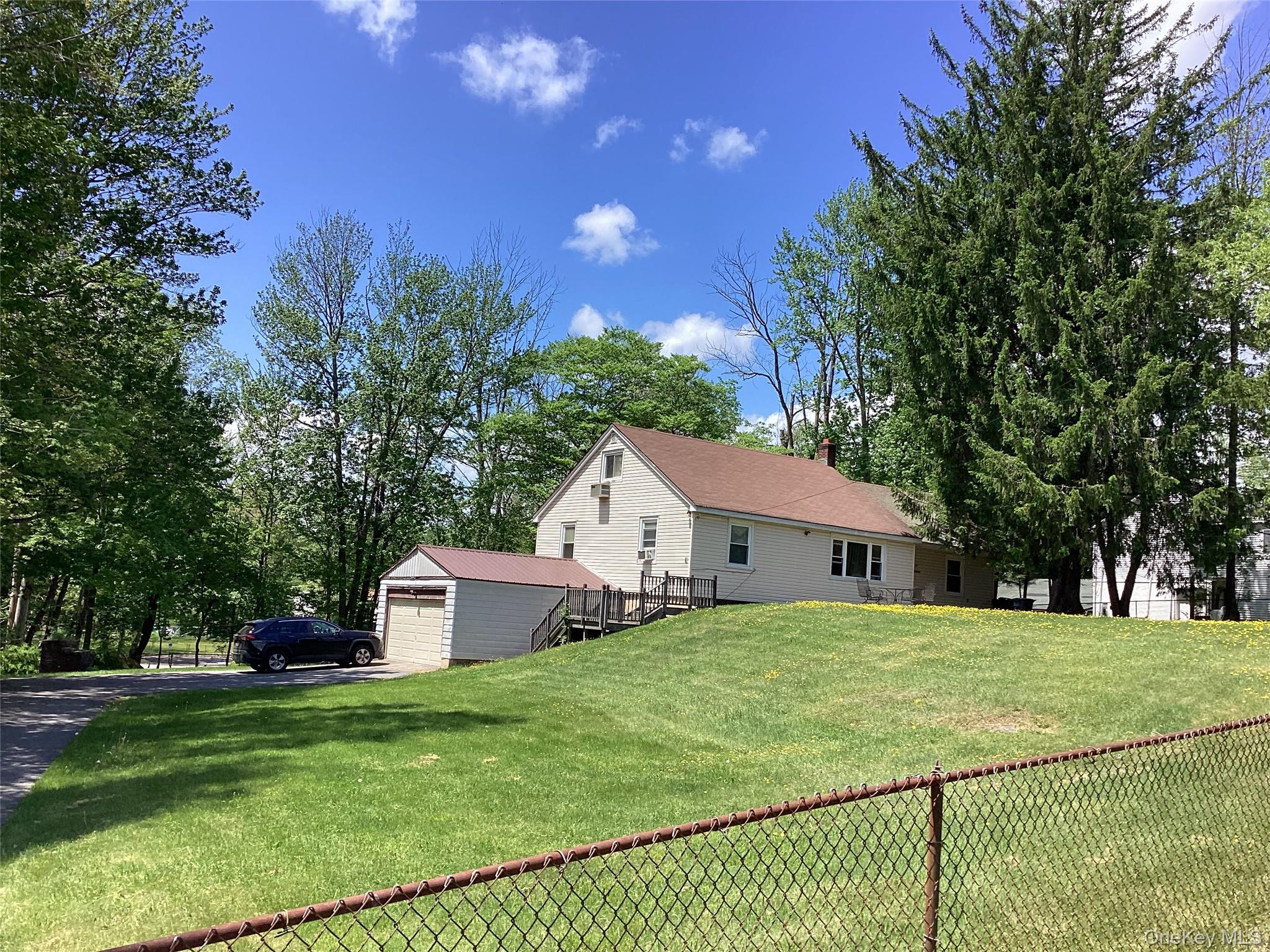 229 Pleasant Valley Road