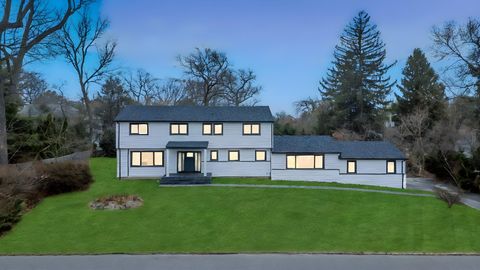 14 Lakeville Drive Roslyn NY 11576