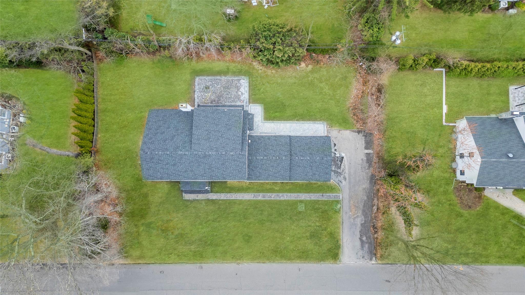 14 SW Lakeville Drive, Roslyn, New York image 35