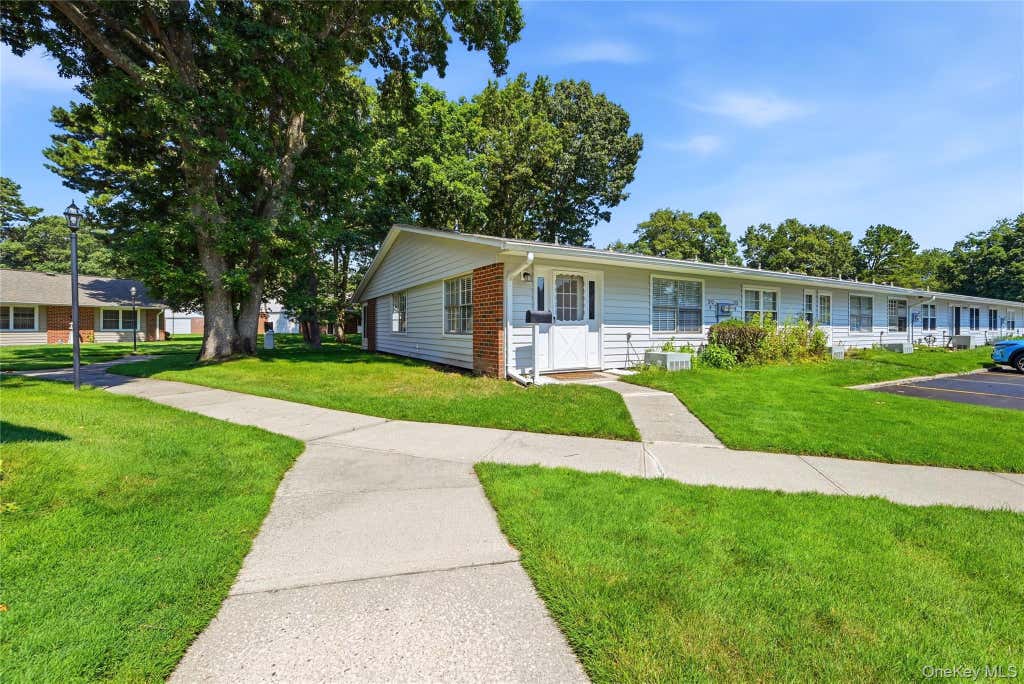Photo of 232 Blackpool Court #F, Ridge, NY 11961 (MLS # 1033530)