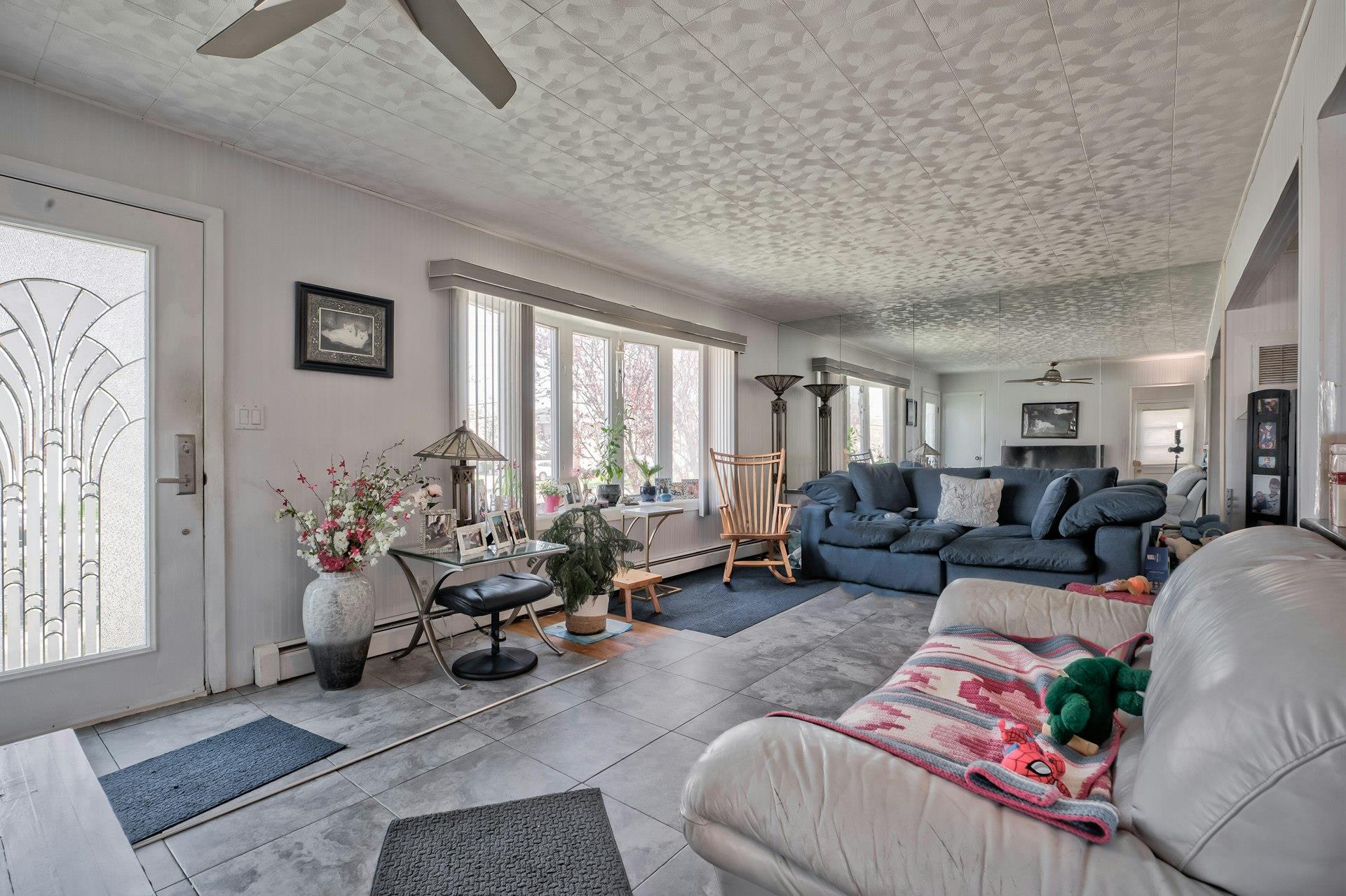 3818 Harbor Boulevard, Seaford, New York image 10