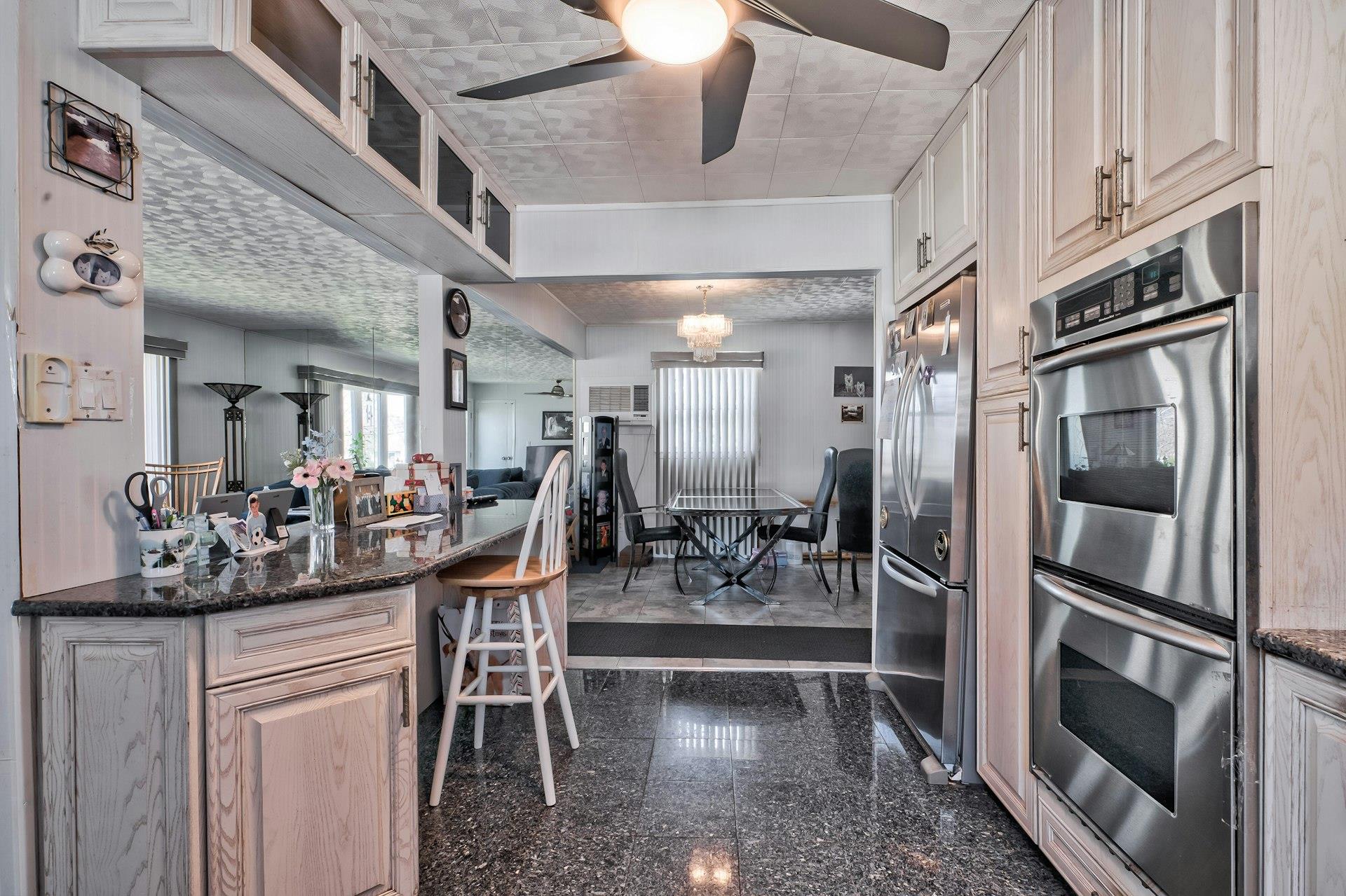 3818 Harbor Boulevard, Seaford, New York image 8