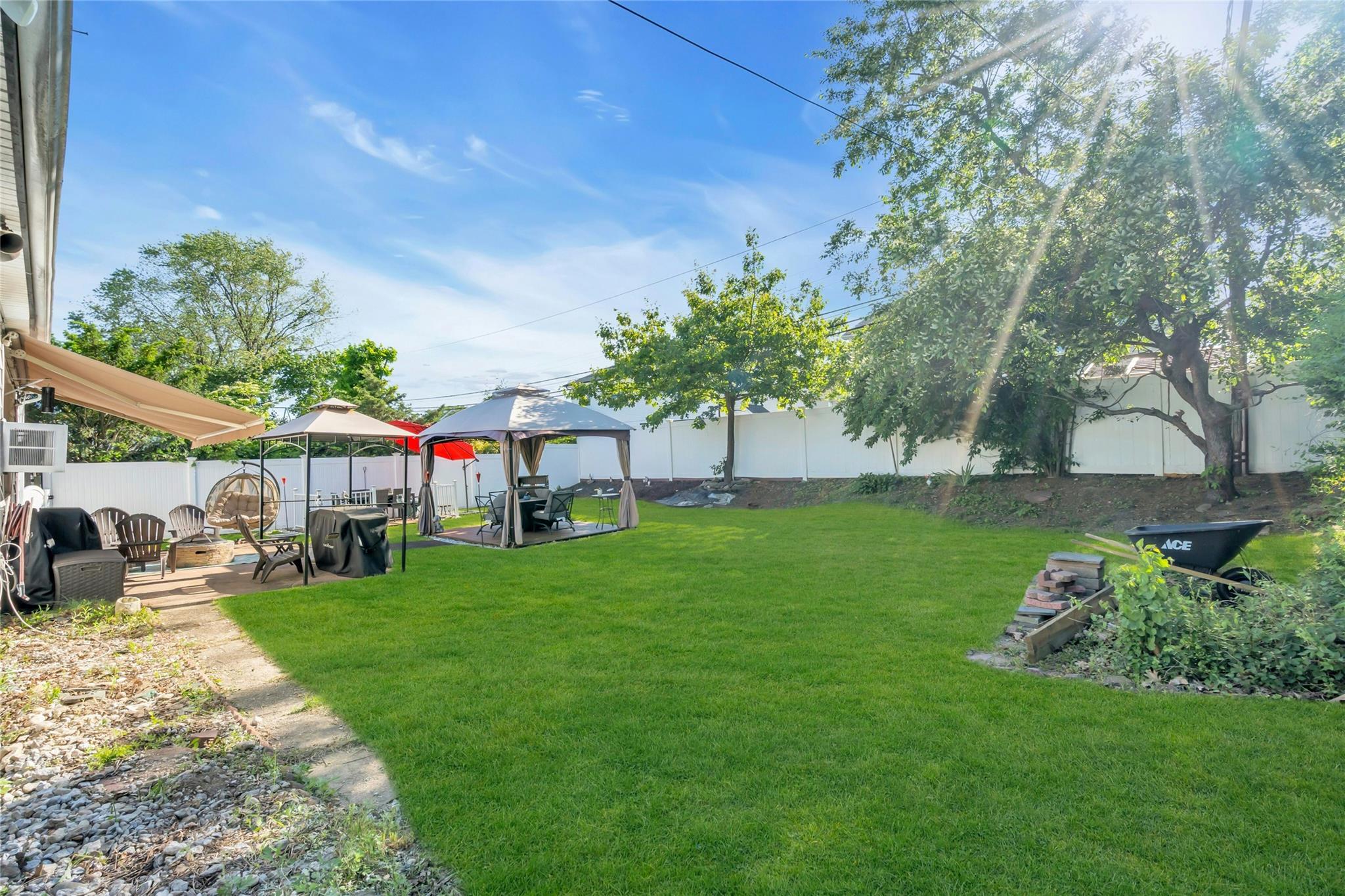 17 Gerhard Road, Plainview, New York image 19
