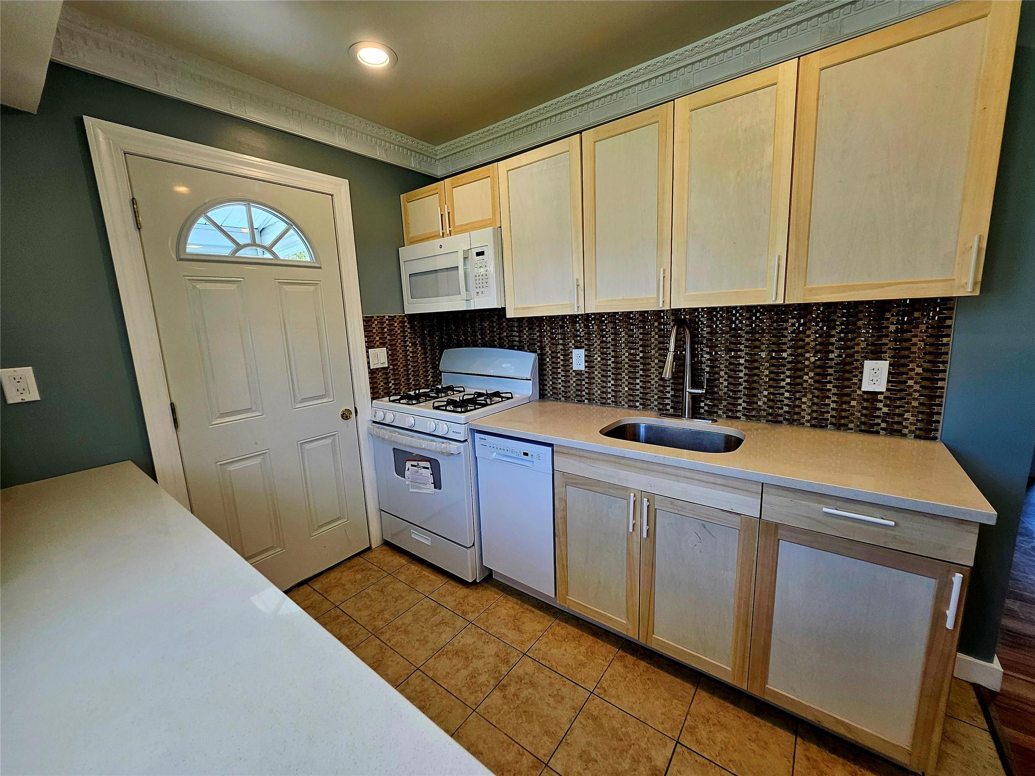 30 Eugene Drive, Kings Park, New York image 10