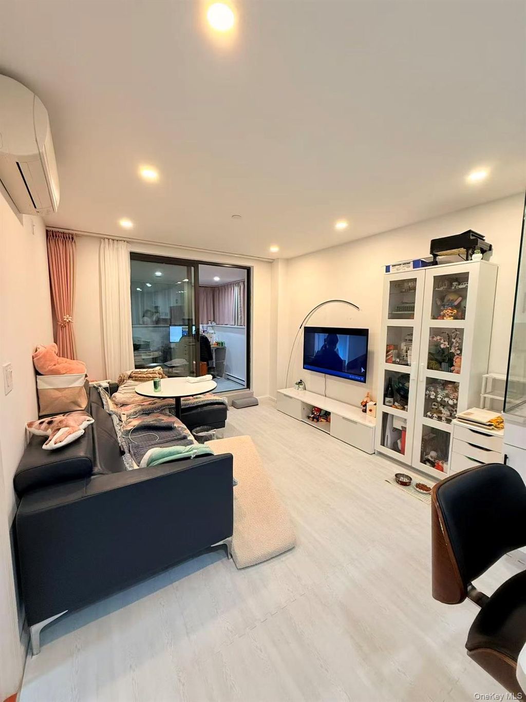 Photo of 14610 35th Avenue #2D, Flushing, NY 11354 (MLS # 977870)