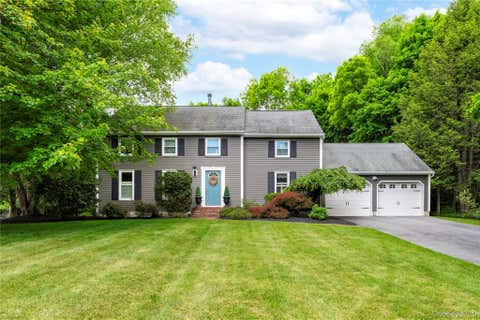Photo of 3 Heathbrook Drive, Poughkeepsie, NY 12603 (MLS # 1002698)