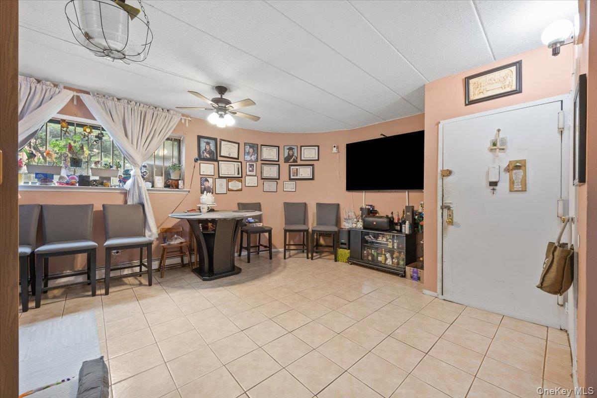 147-26 Roosevelt Ave L1