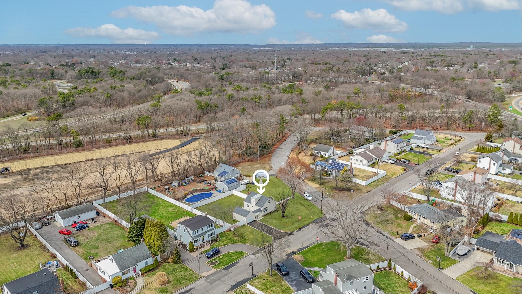 406 Howells Road, Bay Shore, New York image 11