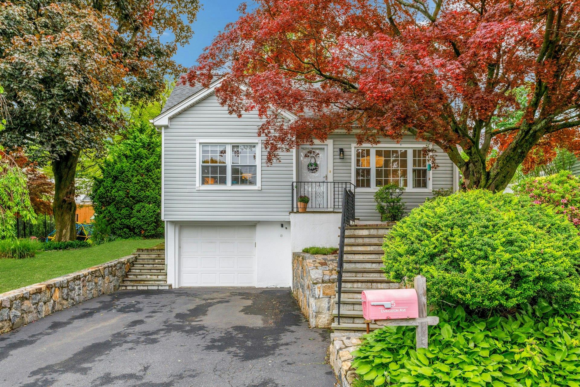 5 Livingston Avenue, Valhalla, New York image 2