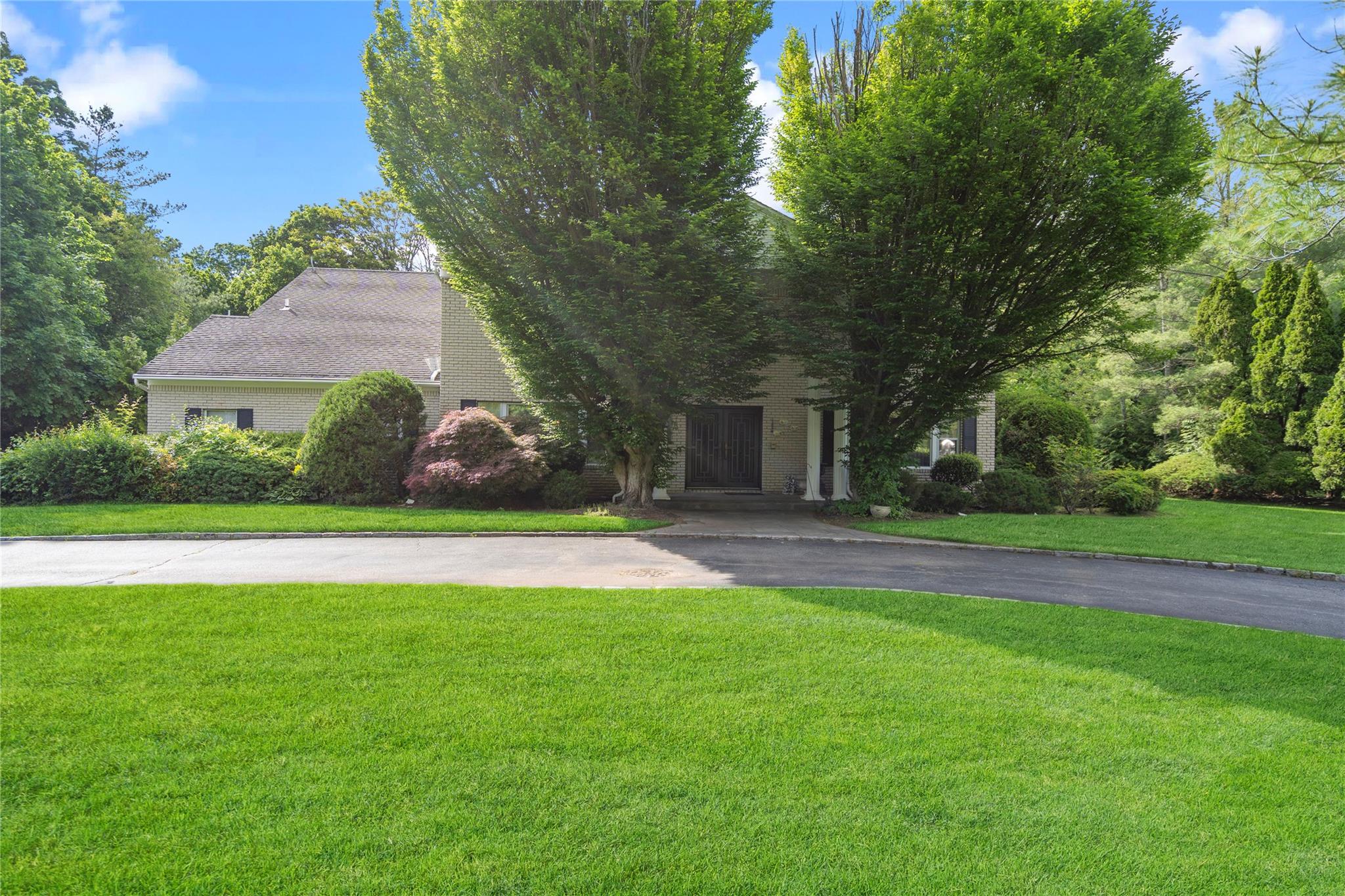 2 Harbor Court W